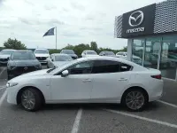 Neu Mazda 3 Exclusive-Line 140 PS (102 kW) 2026 Arctic white Limousine
