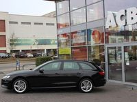 Gebraucht Audi A4 Ambiente 204 PS (150 kW) 2023 Schwarz Kombi