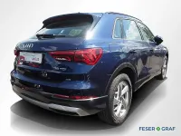 Gebraucht Audi Q3 Ambiente 150 PS (110 kW) 2025 Navarrablau metallic SUV