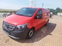 Gebraucht Mercedes Vito 136 PS (100 kW) 2022 Rot Van
