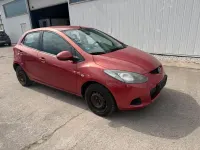 Gebraucht Mazda 2 Independence 86 PS (63 kW) 2009 Rot Kleinwagen