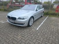 Gebraucht BMW 525 218 PS (160 kW) 2012 Silber Kombi