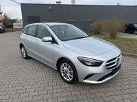 Gebraucht Mercedes E250 Progressive 160 PS (117 kW) 2022 Silber Limousine