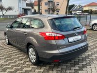 Gebraucht Ford Focus Trend 101 PS (74 kW) 2014 Braun Limousine