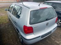 Gebraucht VW Polo 60 PS (44 kW) 1999 Silber Kleinwagen