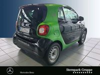 Gebraucht Smart ForTwo Electric Drive Passion 60 kW (82 PS) 2018 Schwarz Kleinwagen
