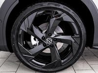 Neu VW T-Roc R-line 150 PS (110 kW) 2025 Grenadillschwarz SUV