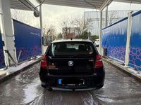 Gebraucht BMW 118 170 PS (125 kW) 2011 Schwarz Kleinwagen