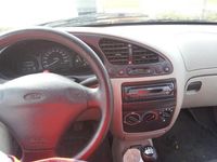 Gebraucht Ford Fiesta Style 60 PS (44 kW) 1999 Violett metallic Kleinwagen