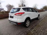 Gebraucht Ford Kuga 150 PS (110 kW) 2015 Weiß SUV