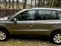 Gebraucht VW Tiguan 140 PS (102 kW) 2011 Grau SUV