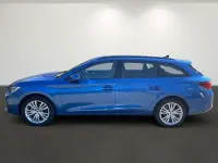 Neu Seat Leon Style 150 PS (110 kW) 2025 Saphirblau Kombi