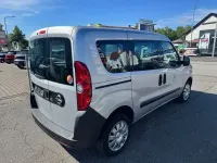 Gebraucht Opel Combo Selection 95 PS (69 kW) 2015 Silber Van / Kleinbus
