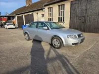 Gebraucht Audi A4 136 PS (100 kW) 2004 Silber Limousine