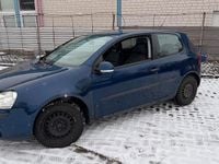 Gebraucht VW Golf V 102 PS (75 kW) 2005 Blau Kleinwagen