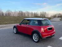 Używany Mini Cooper 116 KM (85 kW) 2004 Czerwony Hatchback