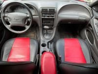 Usata Ford Mustang 193 CV (141 kW) 2004 Rosso Cabrio