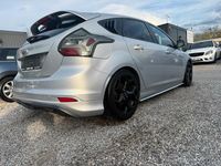 Gebraucht Ford Focus Sport 105 PS (77 kW) 2011 Grau Kleinwagen
