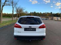 Gebraucht Ford Focus Business Edition 150 PS (110 kW) 2015 Frozen white Kombi