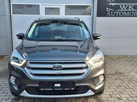Gebraucht Ford Kuga Ambiente 179 PS (131 kW) 2019 Grau SUV