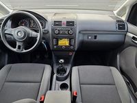 Gebraucht VW Touran R 105 PS (77 kW) 2012 Grün Van / Kleinbus
