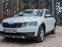 Gebraucht Skoda Octavia 184 PS (135 kW) 2017 Weiß Kombi