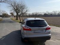 Używany Ford Focus Titanium 125 KM (91 kW) 2012 Szary Kombi