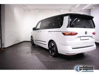 Gebraucht VW Multivan Life 150 PS (110 kW) 2022 Weiß Van / Kleinbus