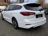 Second-hand Ford Focus ST 280 CP (205 kW) 2023 Alb Berlinǎ