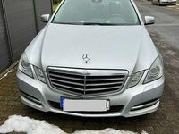 Gebraucht Mercedes 220 170 PS (125 kW) 2011 Silber Limousine