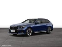 Gebraucht BMW 550e M Sport 489 PS (359 kW) 2025 Blau Kombi