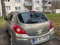 Gebraucht Opel Corsa Selection 87 PS (63 kW) 2010 Braun Kleinwagen