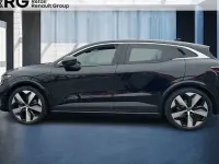 Używany Renault Megane E-Tech Techno 160 kW (218 KM) 2023 Czarny Sedan/Limuzyna