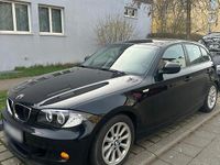 Gebraucht BMW 118 143 PS (105 kW) 2011 Schwarz Kleinwagen