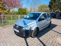Gebraucht VW Fox 54 PS (39 kW) 2010 Silber Kleinwagen