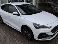 Neu Ford Focus ST 280 PS (205 kW) 2026 Frozen white Limousine