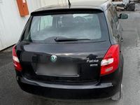 Gebraucht Skoda Fabia 2012 Schwarz Kleinwagen