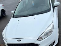 Gebraucht Ford Focus 125 PS (91 kW) 2018 Weiß Limousine