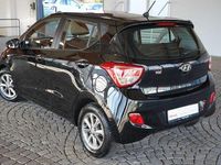 Gebraucht Hyundai i10 Basis 67 PS (49 kW) 2016 Schwarz Kleinwagen