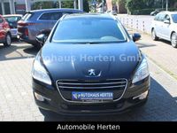 Gebraucht Peugeot 508 Active 140 PS (102 kW) 2014 Schwarz Kombi