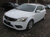 Gebraucht Kia ProCeed 90 PS (66 kW) 2013 Weiß Kleinwagen