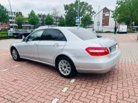 Gebraucht Mercedes E220 170 PS (125 kW) 2009 Silber Limousine