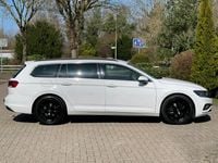 Gebraucht VW Passat 150 PS (110 kW) 2019 Weiß Kombi