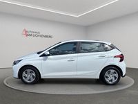 Gebraucht Hyundai i20 Select 101 PS (74 kW) 2022 Weiss Limousine