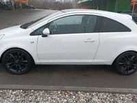 Gebraucht Opel Corsa 87 PS (63 kW) 2011 Weiß Kleinwagen