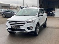 Gebraucht Ford Kuga Trend 120 PS (88 kW) 2018 Weiß SUV