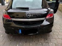 Gebraucht Opel Astra GTC Innovation 90 PS (66 kW) 2008 Schwarz Limousine