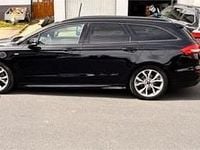 Gebraucht Ford Mondeo Titanium 160 PS (117 kW) 2019 Schwarz Kombi