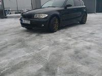 Gebraucht BMW 118 129 PS (94 kW) 2007 Schwarz Kleinwagen