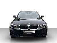 Gebraucht BMW 318 156 PS (114 kW) 2023 Schwarz Kombi